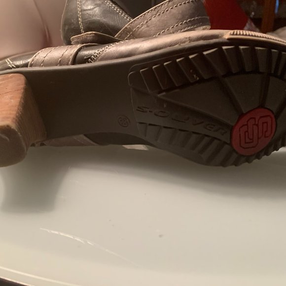 S. Oliver Shoes/pumps - Picture 3 of 3